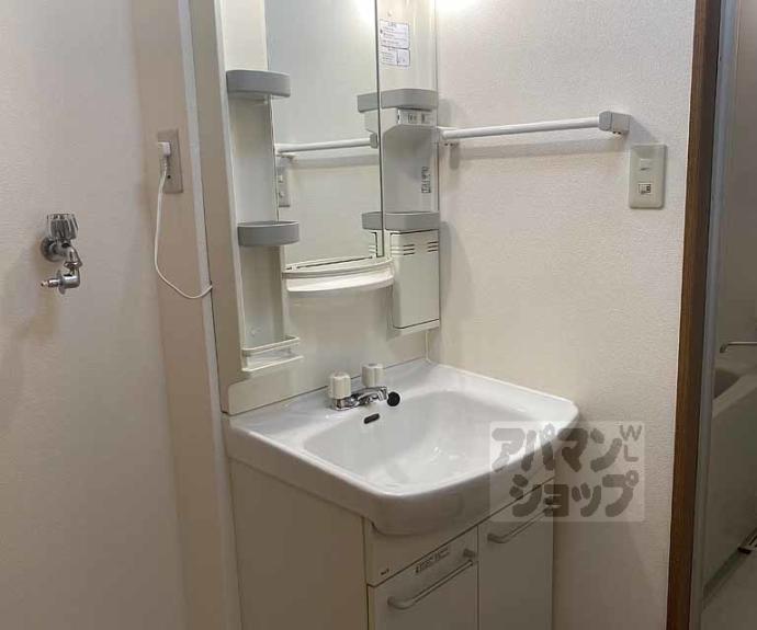 【シャトレーヌ桂】間取