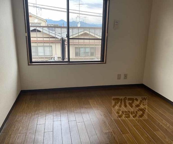 【シャトレーヌ桂】間取