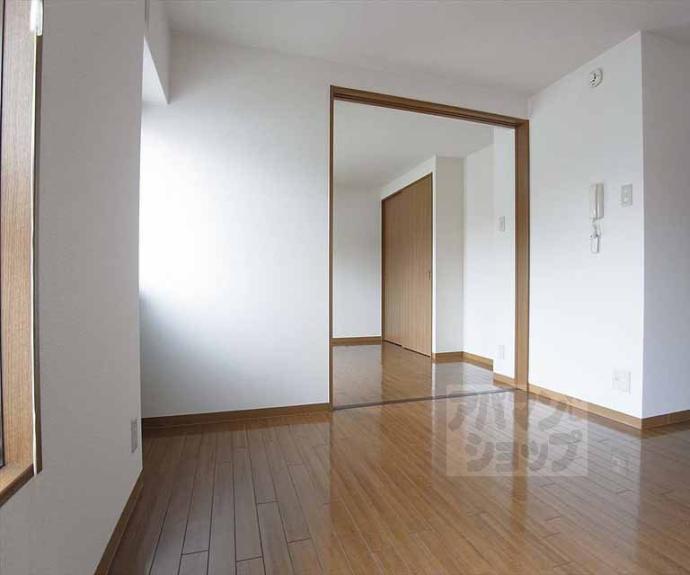 【シャトレーヌ桂】間取