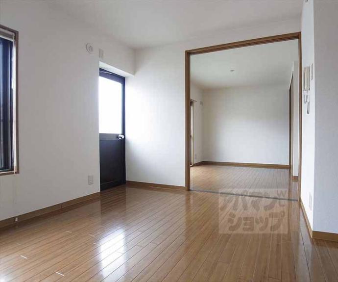 【シャトレーヌ桂】間取