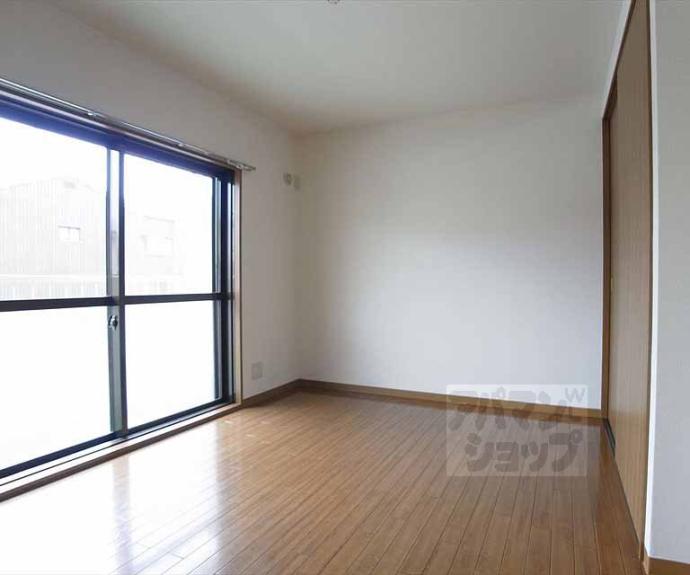 【シャトレーヌ桂】間取