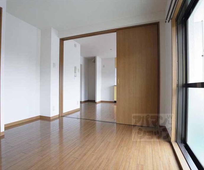 【シャトレーヌ桂】間取