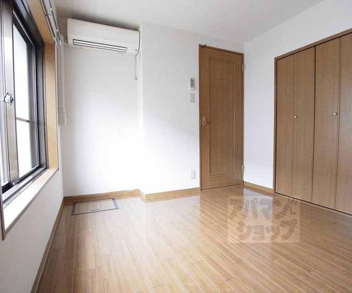 【シャトレーヌ桂】間取