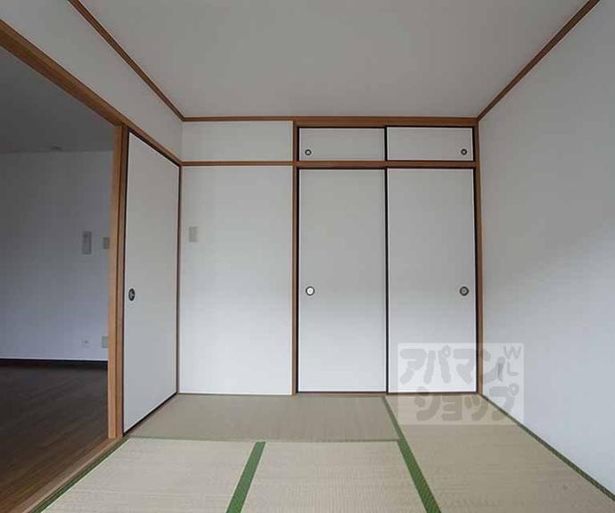 【シャトレーヌ桂】間取