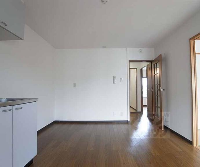 【シャトレーヌ桂】間取