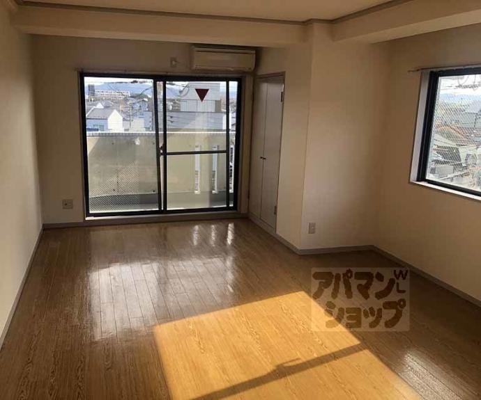 【シルクコート嵐山】間取