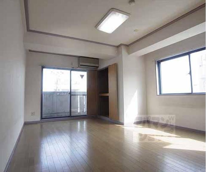 【シルクコート嵐山】間取