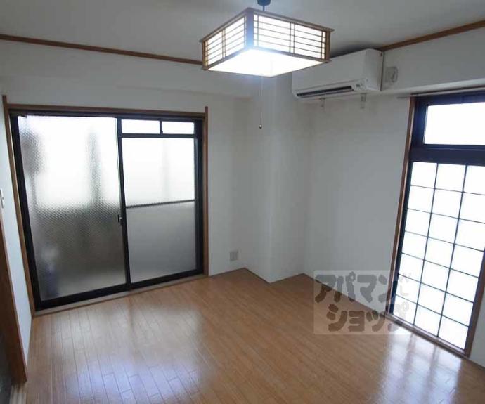 【ジャルダンデ嵐山】間取