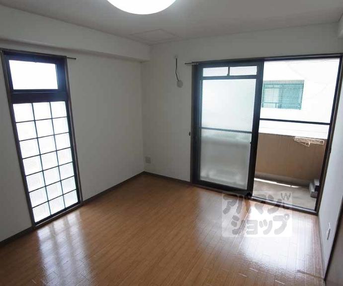 【ジャルダンデ嵐山】間取