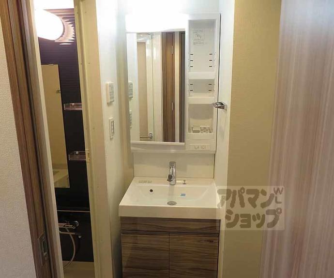 【ベラジオ雅び西大路七条】間取