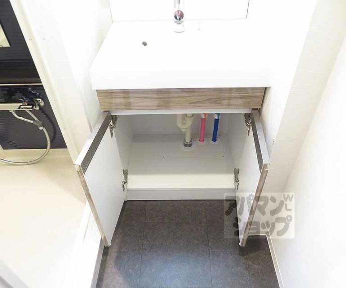 【ベラジオ雅び西大路七条】間取