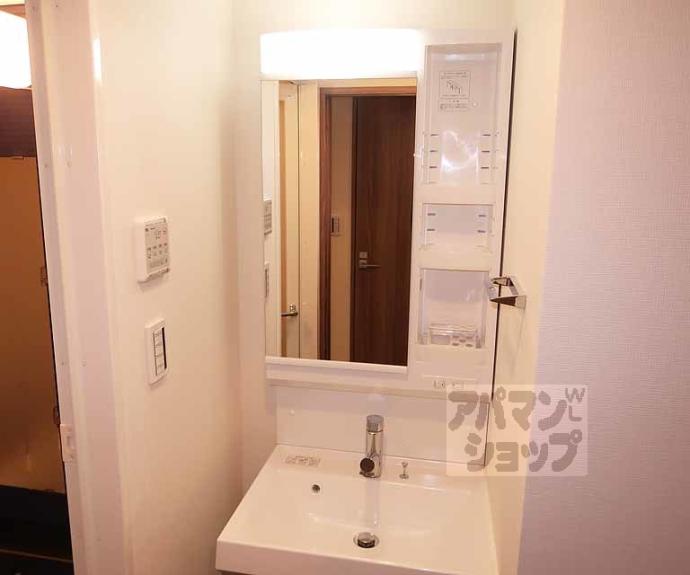 【ベラジオ雅び西大路七条】間取