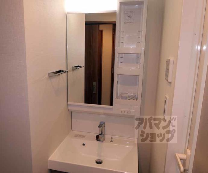 【ベラジオ雅び西大路七条】間取