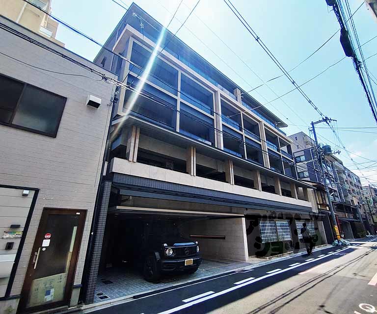 ＴＨＥ　ＲＥＳＯＣＩＡ　堺町二条