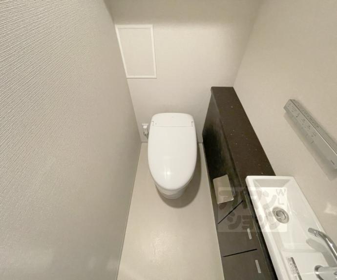 【イーグルコート京都御所南プレミアム迎賓館】間取
