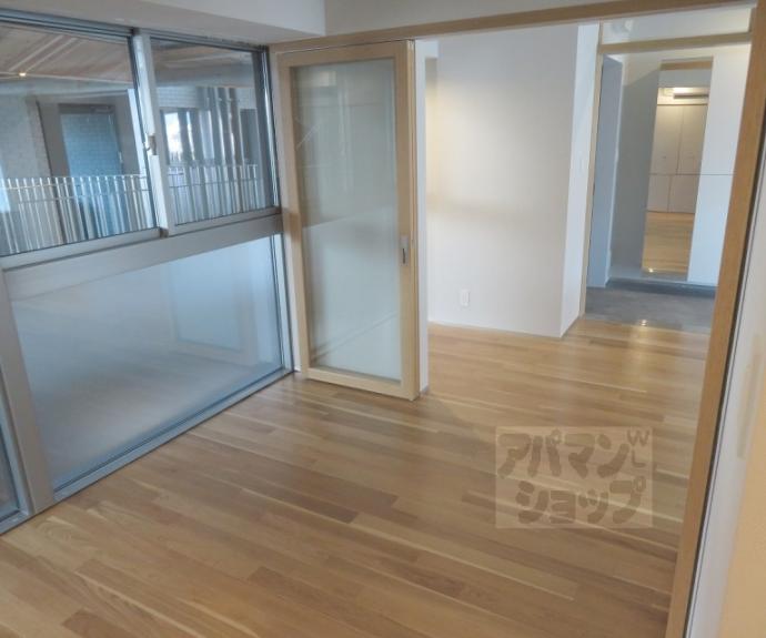 【シャリマー西大路】間取