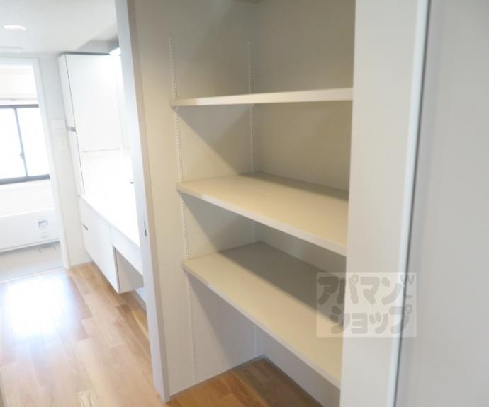 【シャリマー西大路】間取