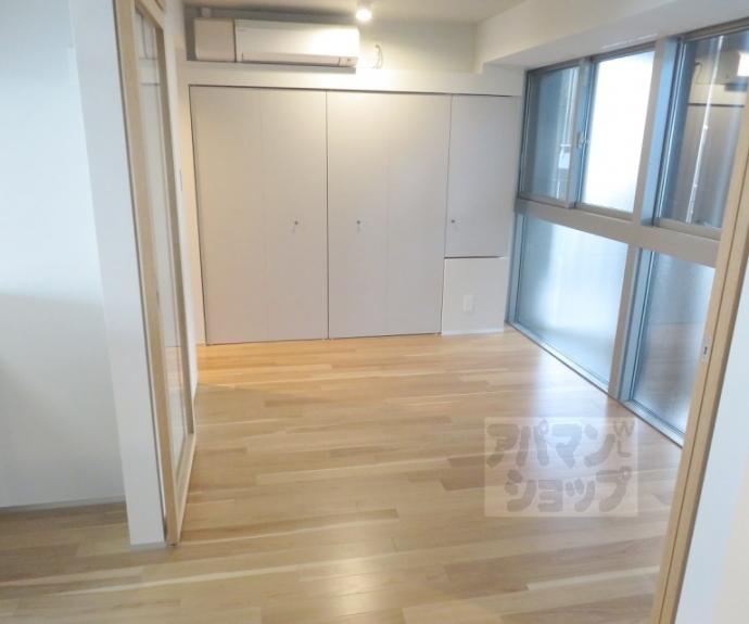 【シャリマー西大路】間取