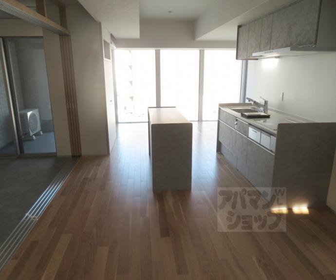 【シャリマー西大路】間取