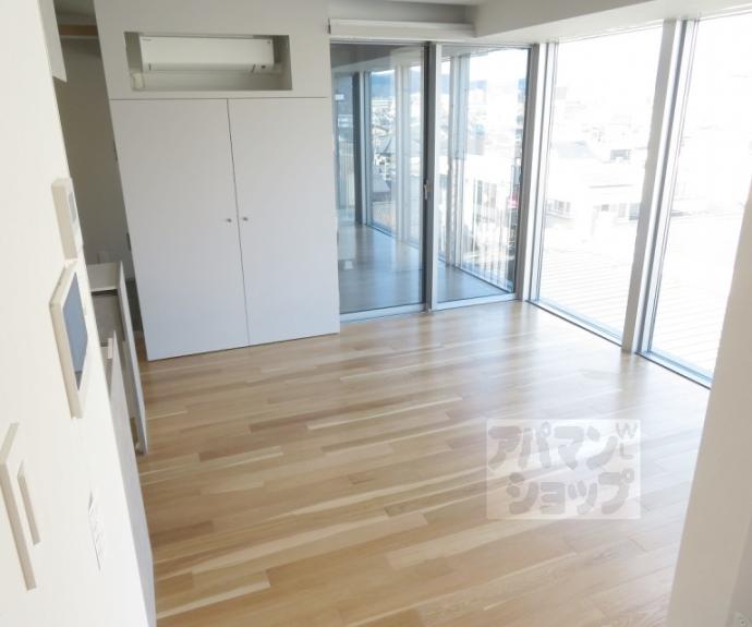 【シャリマー西大路】間取