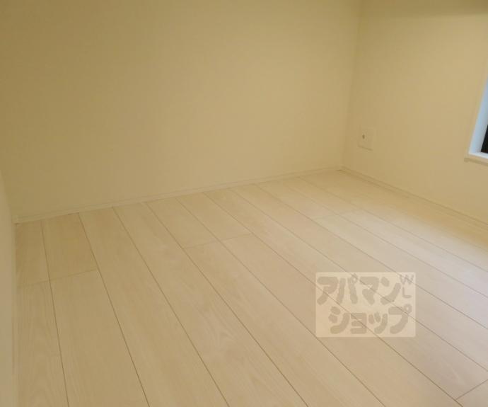 【フリーデン円町】間取