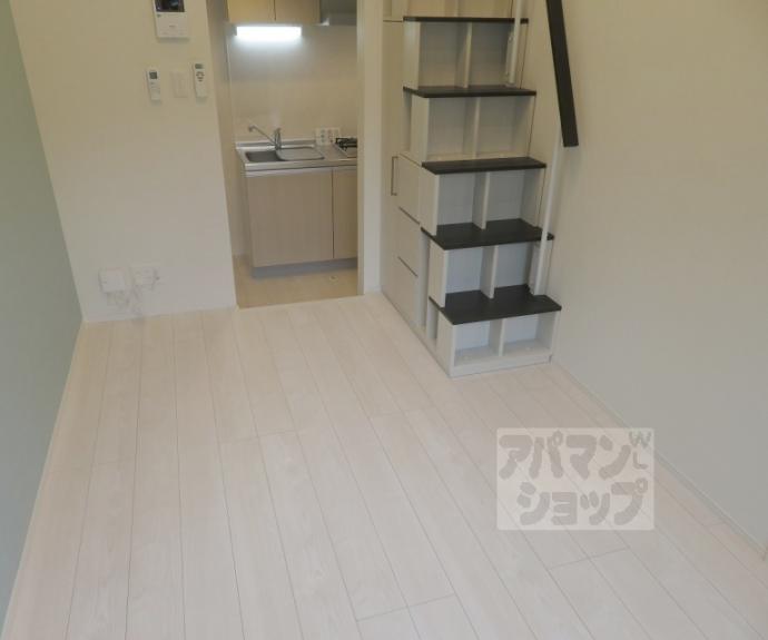 【フリーデン円町】間取