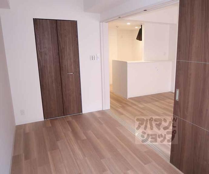 【Ｒａｆｆｉｎｅ京都上鳥羽】間取