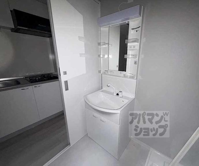 【フラッティ西京極】間取