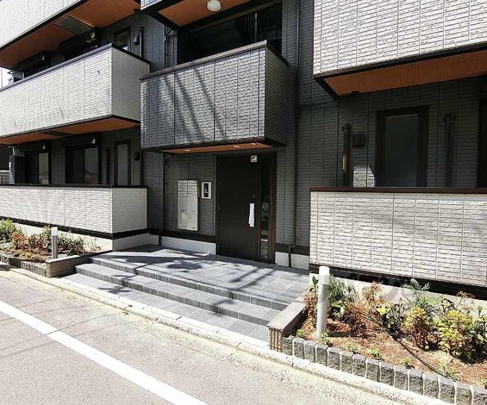 【Ｄ－ＲＯＯＭ京都壬生】間取