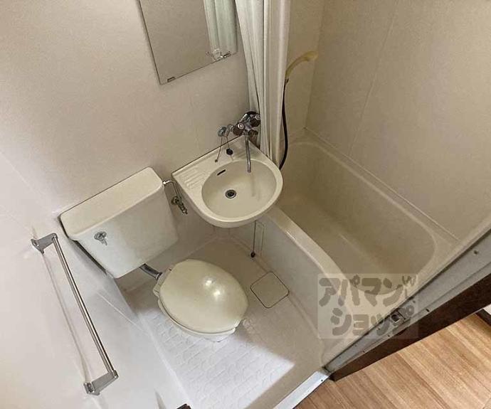 【リバーサイド　クロカワ】間取