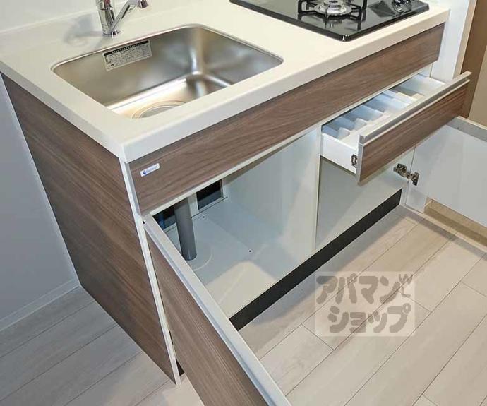 【エステムコート京都祥邸】間取