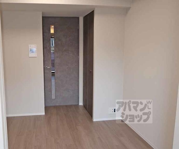 【エステムコート京都祥邸】間取