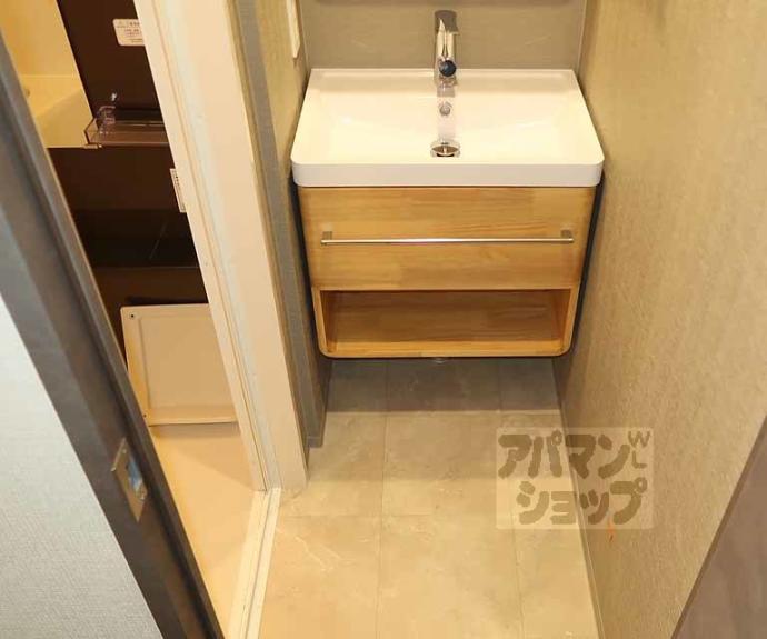 【エステムコート京都祥邸】間取