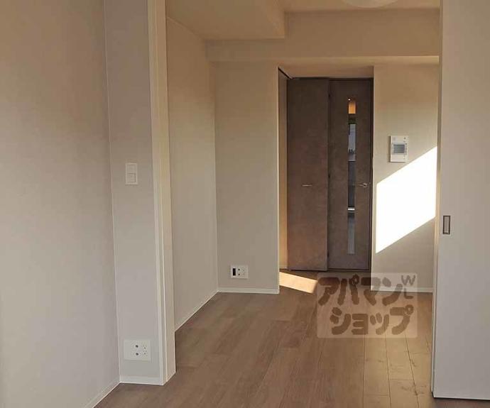 【エステムコート京都祥邸】間取