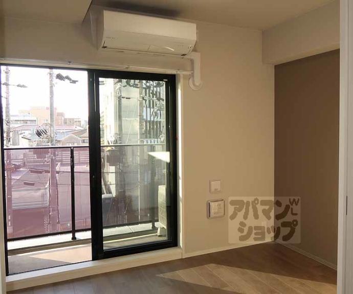 【エステムコート京都祥邸】間取