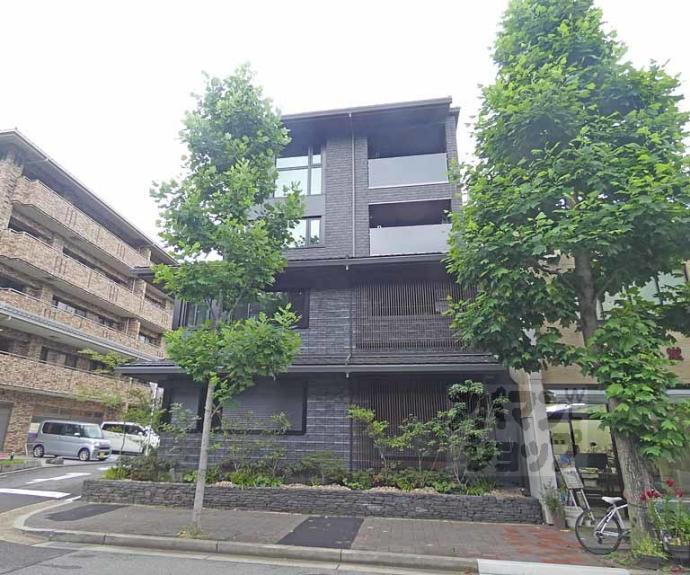 【パーチェ岡崎神宮道】間取