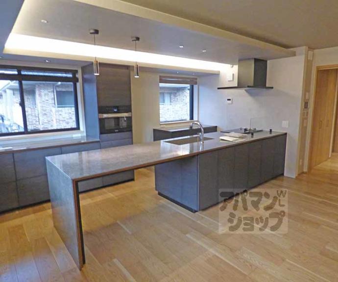 【パーチェ岡崎神宮道】間取