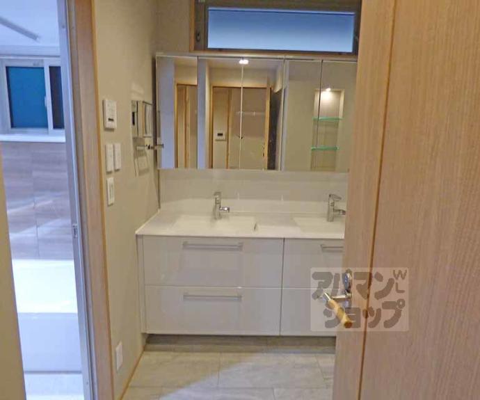 【パーチェ岡崎神宮道】間取