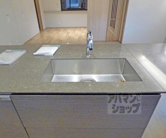 【パーチェ岡崎神宮道】間取