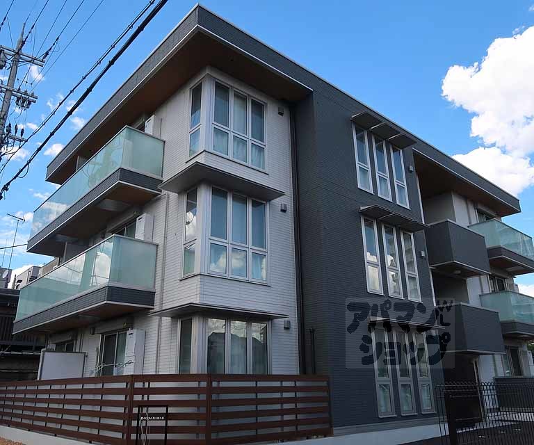 Ｄ－ｒｏｏｍ西大路九条