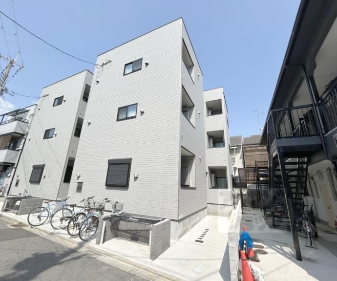 【ハーモニーテラス深草仙石屋敷町Ⅰ】間取