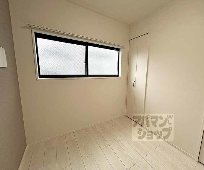 【ハーモニーテラス深草仙石屋敷町　Ⅱ】間取