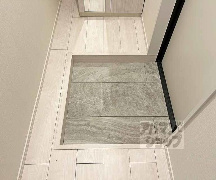 【ハーモニーテラス深草仙石屋敷町 Ⅱ】間取