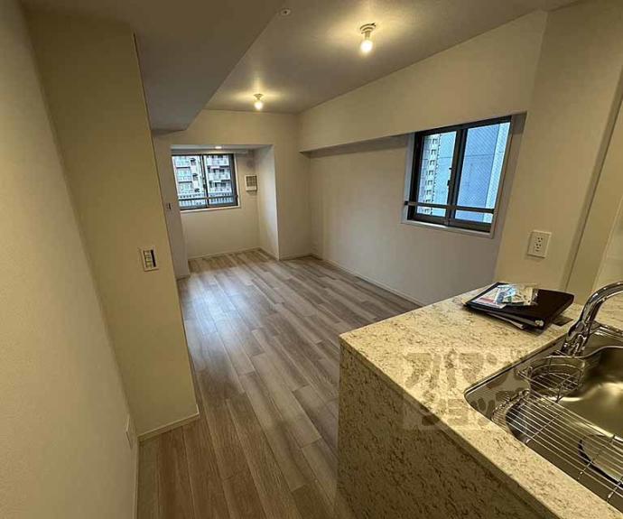 【ジオ京都堀川三条】間取