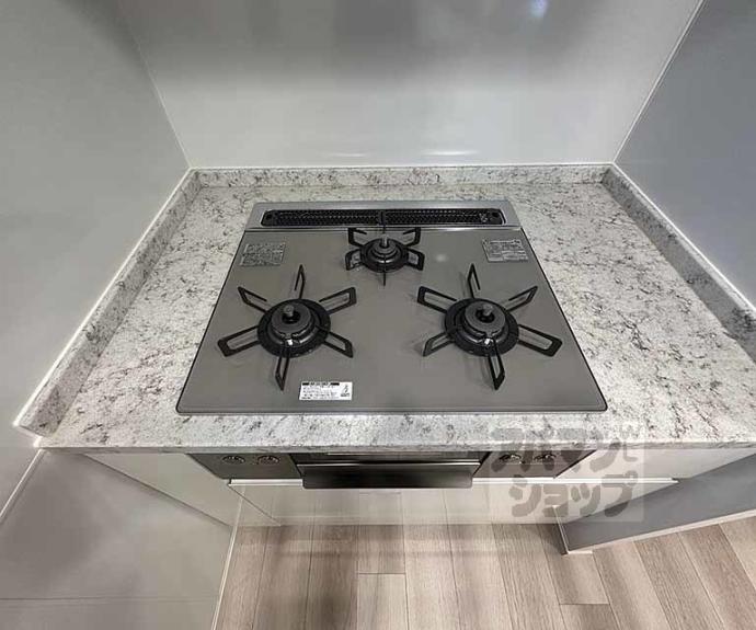 【ジオ京都堀川三条】間取