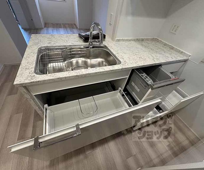 【ジオ京都堀川三条】間取