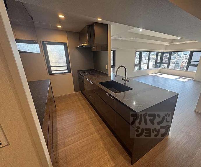 【ジオ京都御池通】