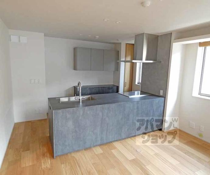 【パーチェ三条菊鉾町】間取