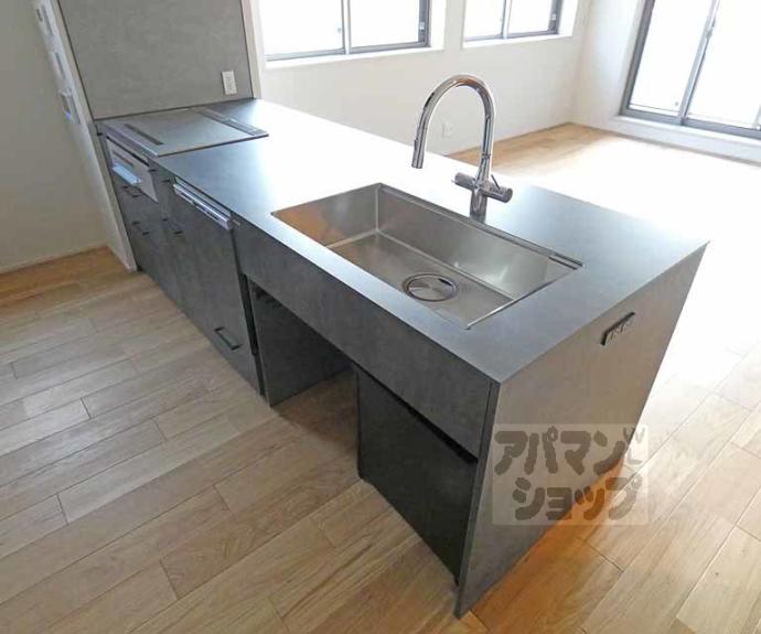 【パーチェ三条菊鉾町】間取