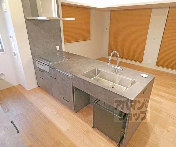 【パーチェ三条菊鉾町】間取